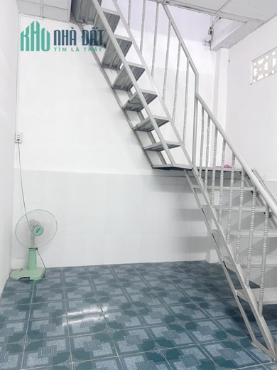 Cho thuê NNC hẻm rộng đường Tạ Quang Bửu P2Q8. Giá 13 triệu