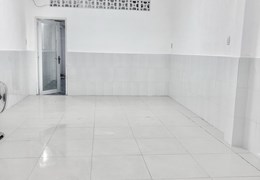 Cho thuê NNC hẻm rộng đường Tạ Quang Bửu P2Q8. Giá 13 triệu