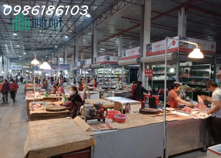 Bán 2 gian hàng Ăn uống chợ Du Lịch Lào Cai