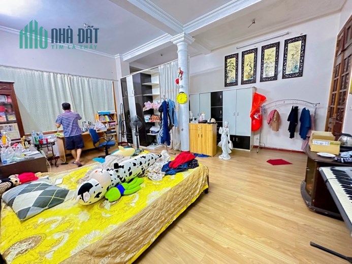 Nhỉnh 19 tỷ sở hữu ĐẸP HOÀNG NGÂN- THANH XUÂN - GARA - KINH DOANH 216m, 4T, mt 8m