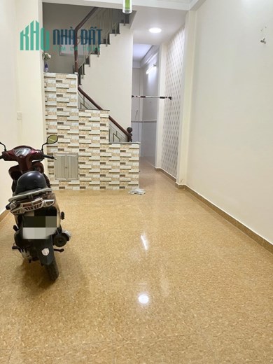 Nhà 2tầng hẻm rộng 184 Âu Dương Lân Phường 3 Quận 8 - Giá 4 tỷ1