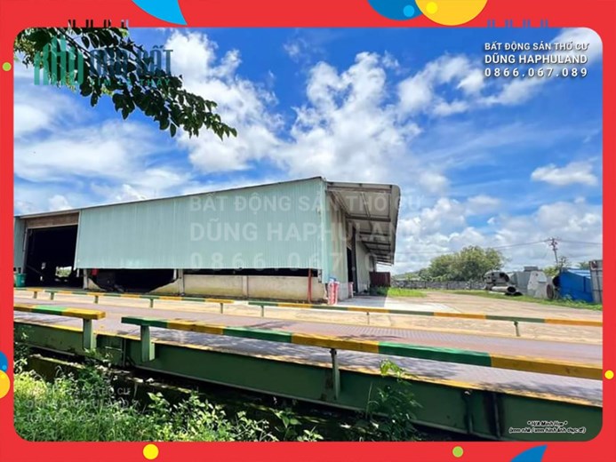 HM. 2x triệu/m2. Gần 2000m2 hệ thống Nhà Xưởng 2 MẶT TIỀN đường gần chợ Xuân Thới Thượng.
