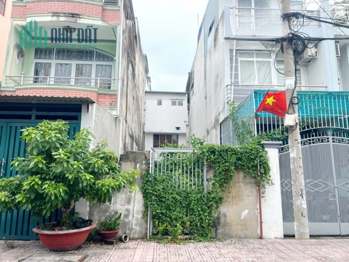 Bán lô đất Mặt tiền đường NB 12m Bùi Minh Trực P6Q8 giá 6tỷ9