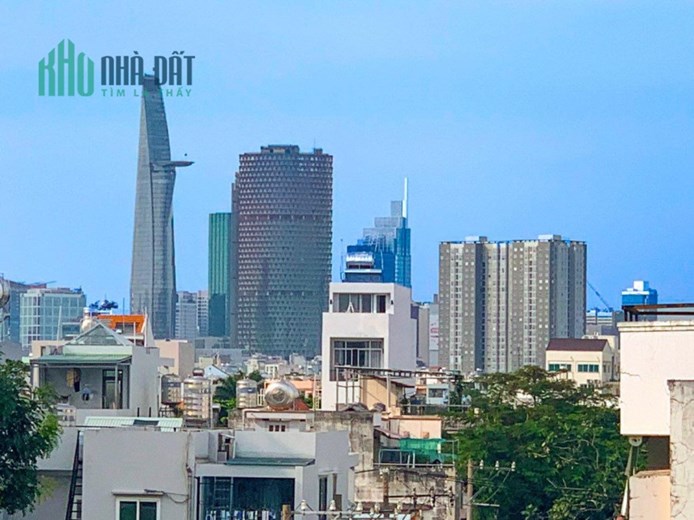 Nhà mặt tiền 4 Tầng GIÁ RÈ Quận 7, kinh doanh cực sầm uất