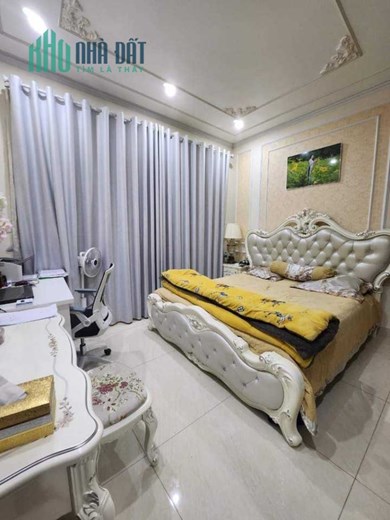 Bán Nhà Mặt Phố Vĩnh Phúc 44m2 x 4 tầng , nhà mới ở ngay , full nội thất , mặt Phố ở kết hợp kinh