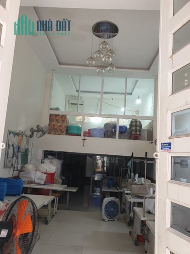 Bán nhà phố 2 Tầng rộng 100m2 Huỳnh Tấn Phát Quận 7, Xe hơi đỗ cửa