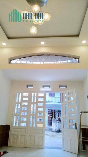 Bán nhà phố 2 Tầng rộng 100m2 Huỳnh Tấn Phát Quận 7, Xe hơi đỗ cửa