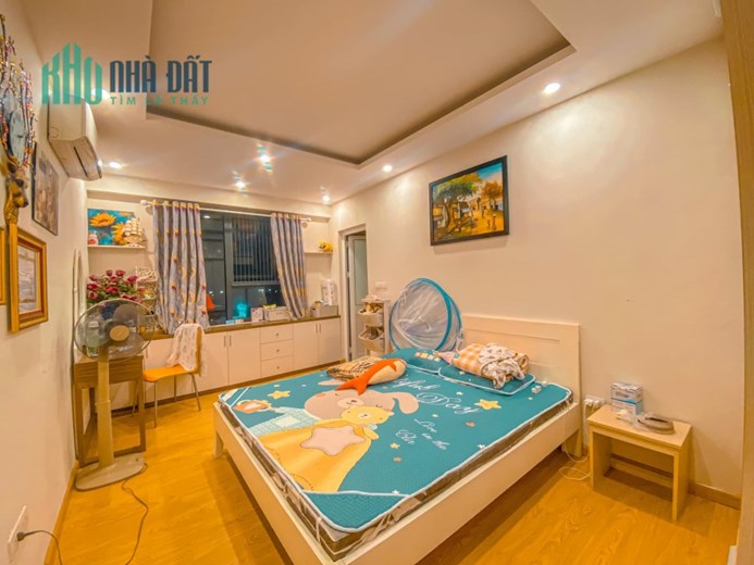 (HIẾM) Bán chung cư quận Nam Từ Liêm Lê Đức Thọ 80m 3PN Tặng NT hơn 2ty Bán GẤP