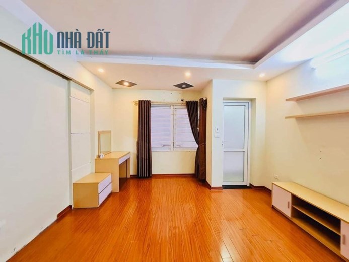 Cơ hội hiếm có nhà Tôn Đức Thắng lô góc 2 mặt ngõ, 28m2 x 5 tâng, 2 thoáng, ngõ thông rộng, nhỉnh 4