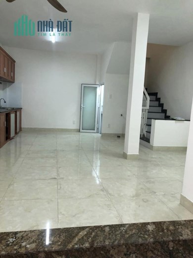 Bán nhà Lê Văn Thọ Phường 11 Quận G.Vấp, 3 tầng, đường 4m, giá chỉ 5.5 tỷ