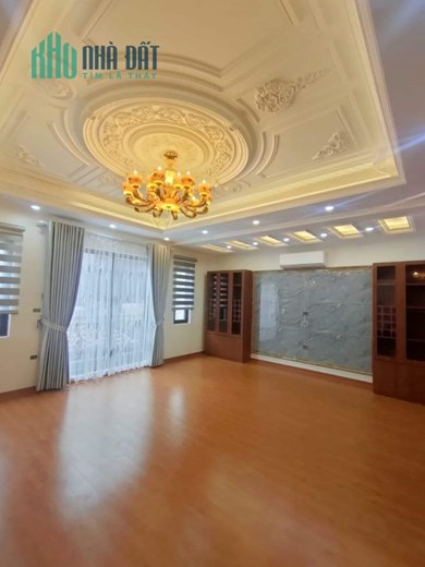 Sài Đồng chỉ 100tr/m2, Lô Góc, Thang Máy, Gần Hồ, 60m2 5T, Long Biên, HN
