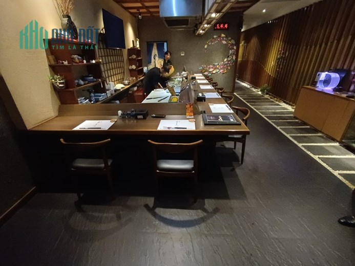 ⚜️ Mặt phố VIP Trần Quốc Toản, Hoàn Kiếm, 135m2 4T MT 5.6m, Cực hiếm, Giá Chỉ 75 Tỷ ⚜️
