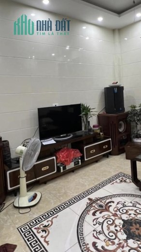 BÁ.N  NHÀ ĐƯỜNG PHẠM NGỌC THẠCH, DÂN XÂY, LO GÓC THOÁNG SÁNG, NHÀ 38M x 5 TẦNG GIÁ CHỈ HƠN 4 TỶ