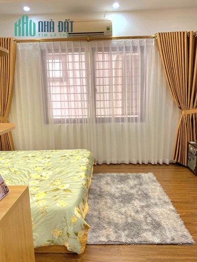 Bán nhà hàng xóm Khai Sơn, Stsd 44m, nhà 5 tầng 3 ngủ, ô tô kd giá 3.75 ỷ.