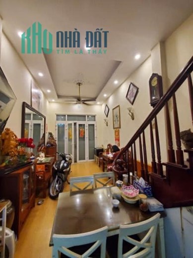 Bán nhà rẻ nhất đường Trần Duy Hưng diện tích rộng ở sướng đầu tư sinh lời.