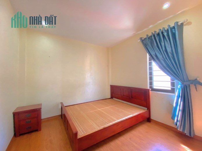 Bán nhà Phố Bắc Biên, 5 tầng, mt 4m, ô tô tải tránh, KD, 3.4 tỷ.