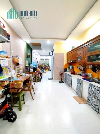 Bán nhà đẹp 3 tầng Ngô Gia Tự,Long Biên 79m2,Mt 4.4m ,gần oto giá 4 tỷ