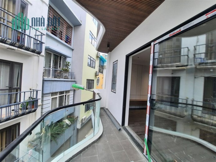 Nguyễn Văn Cừ 75m2, 6T, mt_6m, hơn 15 tỷ đàm phán Long Biên Hà Nội