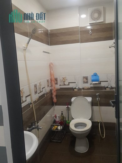 Bán nhà 3 tầng chỉ hơn 4 tỷ, 4x14, Hẻm ôtô, Tân Thới Hiệp, quận 12