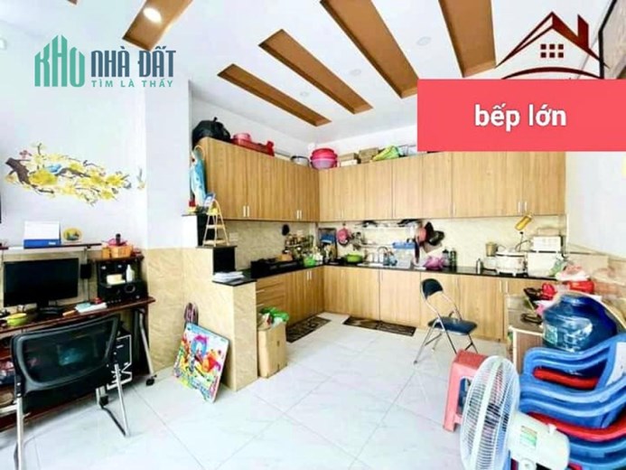 Bán nhà Đường số 21 PHƯỜNG 8 Quận GV, 3 tầng, nở hậu, Đường 3m, giá giảm còn 7.5 tỷ