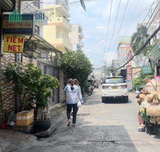 Q7 NHÀ MẶT TIỀN KINH DOANH ĐƯỜNG HẺM 8M , KHU TRUNG TÂM HUỲNH TẤN PHÁT, NGANG 7M KHU VỰC ĐẮT ĐỊA
