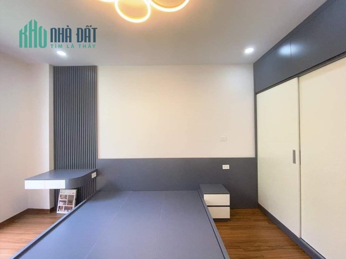 Bán nhà mới Hà Cầu, Hà Đông, ô tô đỗ gần, thoáng sáng 30m, 5 tầng chỉ hơn 3 tỷ