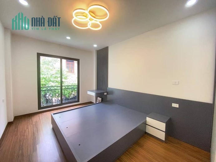 Bán nhà mới Hà Cầu, Hà Đông, ô tô đỗ gần, thoáng sáng 30m, 5 tầng chỉ hơn 3 tỷ