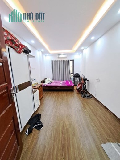 Bán nhà Định Công Thương Hoàng Mai 35m 5 tầng 3 ngủ ngõ thông gần ô tô ở ngay 3.9 tỷ lh 0975124520