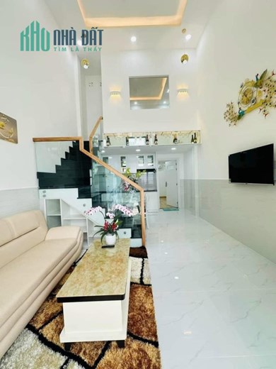 Bán nhà HẺM 4.2M Đường Lạc Long Quân, Quận Tân Bình, 42m2(3.9x11), 2 Tầng MỚI ĐẸP