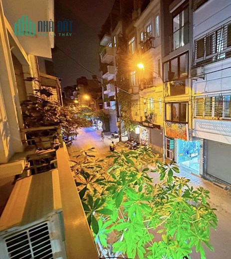 Giảm sốc!Nhà phố Vip Chùa Quỳnh, 35m2 x 5Tầng,MT 4.1m - kinh doanh sầm uất - tặng full nội thất