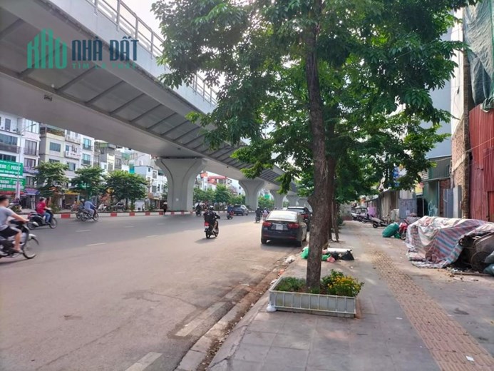 Bán Gấp! Hàng Hiếm quận Hai Bà Trưng, Mặt phố Minh Khai, 172m x 3T, Giá 56 tỷ.