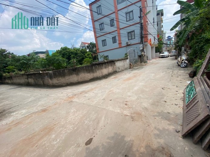 Đất Yên Nghĩa HÓT nhất lúc này chỉ 1,x tỷ 
- diện tích 34,1m lô góc - kinh doanh nhỏ lẻ , đường ô