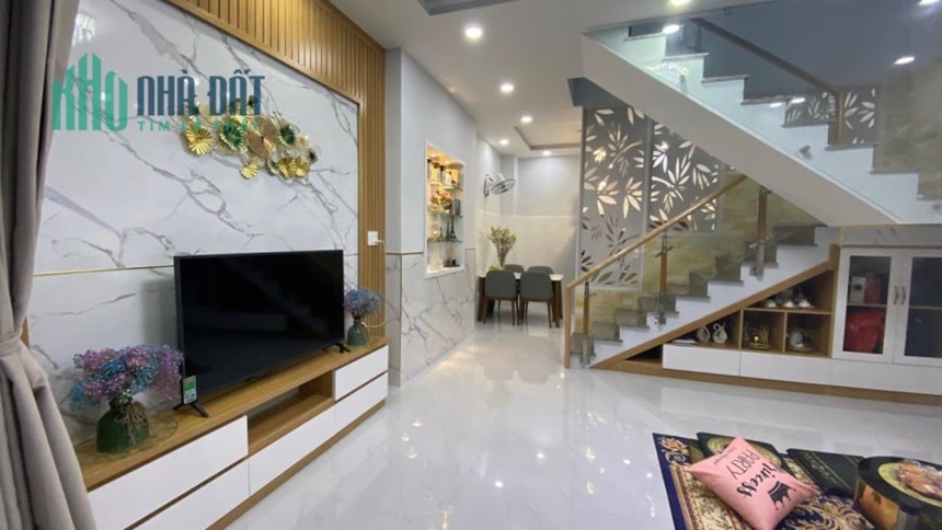HẺM XE HƠI GÒ VẤP NGAY CHỢ THẠCH ĐÀ - NHÀ 2 TẦNG ĐÚC - 46M2 (5X9.5) SỔ VUÔNG ĐẸP - NỘI THẤT ĐẸP -
