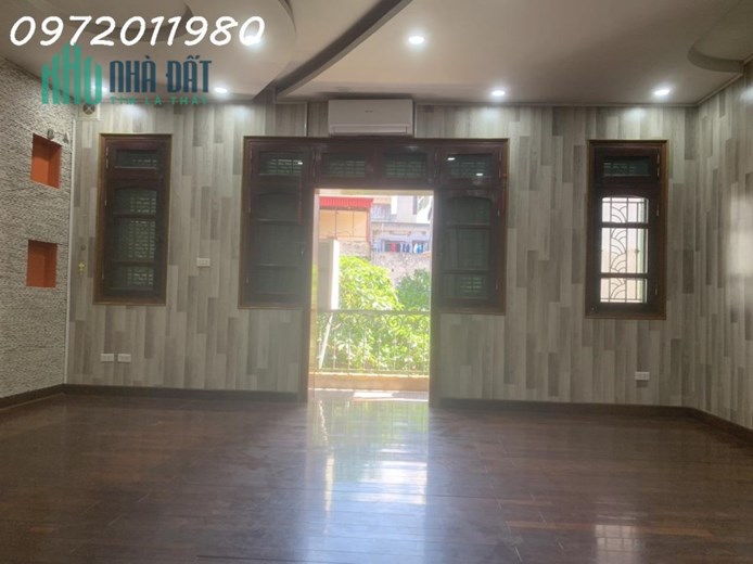 Chính chủ Cho thuê  phòng số 12 ngõ 143 đường Nguyễn Ngọc Vũ  Trung Hòa ,Cầu Giấy HN