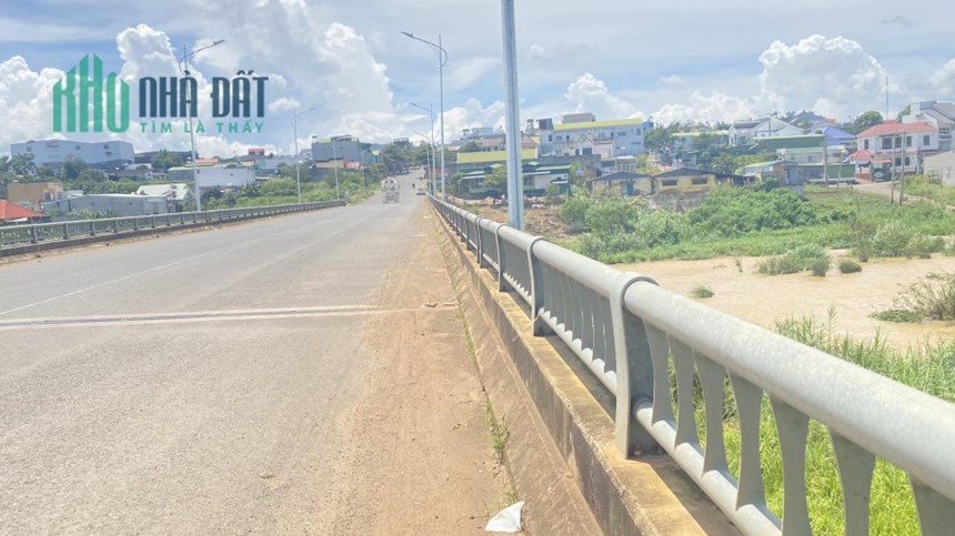 Đất đẹp mặt tiền bên cầu cao thái, liên nghĩa đức trọng