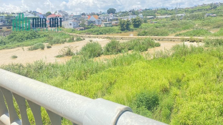 Đất đẹp mặt tiền bên cầu cao thái, liên nghĩa đức trọng