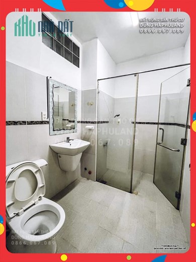 GV. 50 triệu/m2. Nhà trọ 12P gần trường ĐH Văn Lang. TN 40 triệu/th. 405m2, ngang HIẾM 10M.