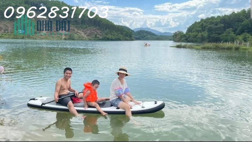 Chủ cần bán lô1445m-800tc hoa hậu bám hồ đồng bãi kỳ sơn giá yêu thương