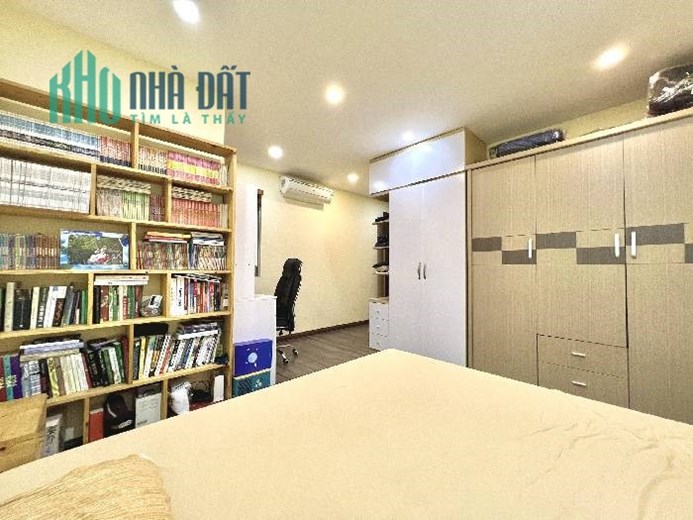 Bán Chung Cư Trần Phú, KĐT Văn Quán, 96m, 3 PN, Thoáng sáng, Hà Đông, 2,84 tỷ