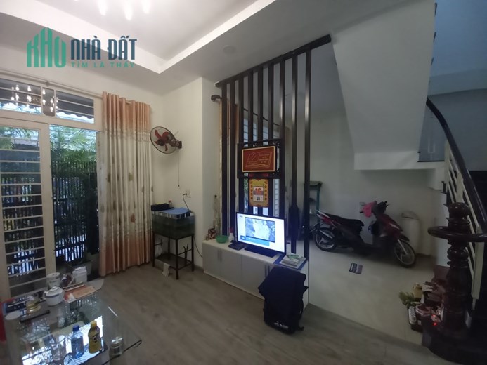 Bán nhà 2 tầng- Nội thất hiện đại- Hẻm ô tô- Thạnh Mỹ Lợi- Quận 2.