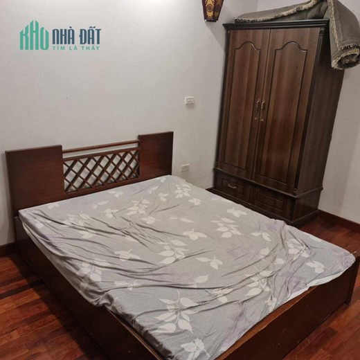 Cho thuê nhà VP, HGĐ Lạc Long Quân 50m2, 4T, 5N, đủ đồ, 14.5 tr Cầu Giấy.