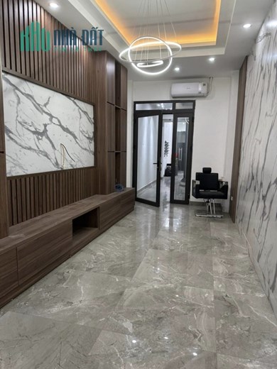 Bán nhà mặt ngõ Chợ Khâm Thiên 52m2, 5 tầng giá 7.3 tỷ