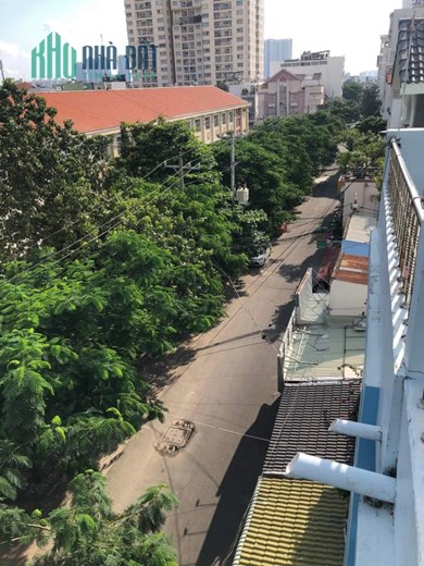Nhà bán đường container, 4 tầng ngang 8m, 14 phòng có thể làm khách sạn, dòng tiền 50_60 tr/tháng,