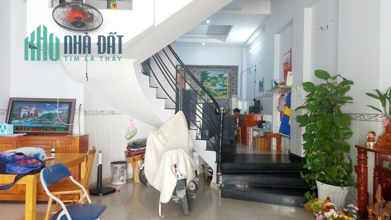 Bán Nhà HXH Thông 5Mx12M 2Tầng - Đối Diện AEON Tân Phú Giá Nhỉnh 4TỶ.