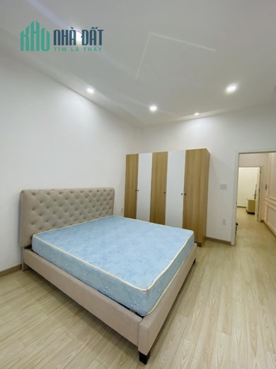 Ngộp Khu K300 Tân Bình - HXH thông - 4 tầng - 50m2