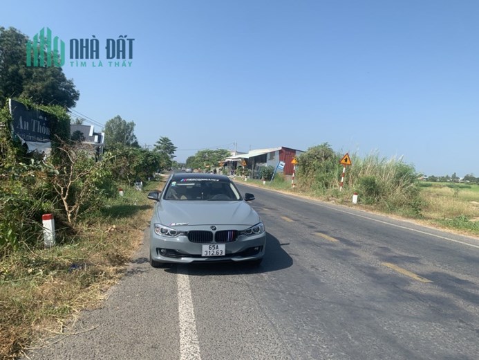Bán nhà đất đường tỉnh lộ 944 cách phà An Hoà 1 km khu trung tâm xã Hoà Bình, Chợ Mới, An Giang
