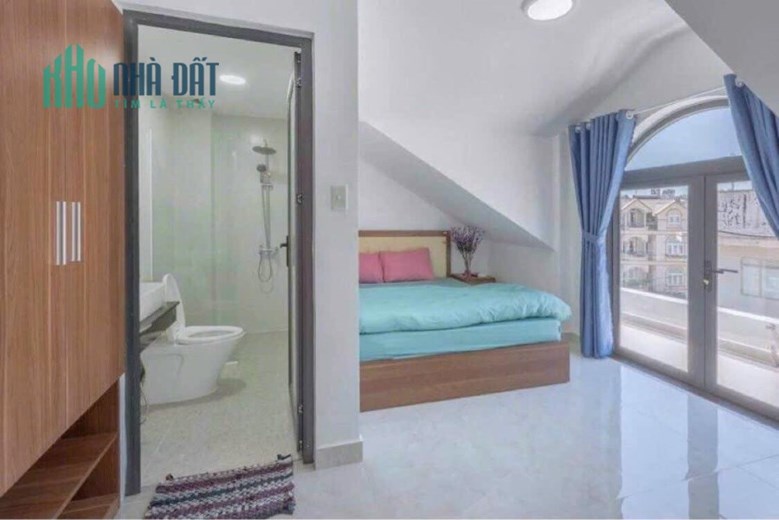 Bán khách sạn mặt tiền đường Đa Minh Phường 5 Đà Lạt
