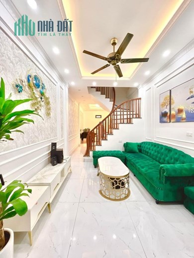 BÁN NHÀ KHU VỰC CẦU GIẤY - TRẦN BÌNH LÔ GÓC - 2 THOÁNG NHÔ 4 TỶ NHÀ ĐẸP NHƯ KHÁCH SẠN 5 SAO