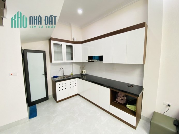 NGUYỄN KHANG  33M - 5 TẦNG-  MẶT TIỀN4.2 - GIÁ 5.8 TỶ CẦU GIẤY