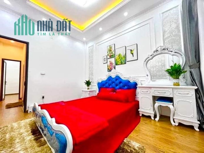 BÁN NHÀ PHỐ TRẦN BÌNH CẦU GIẤY HÀ NỘI DT:36M2 4 TẦNG 5 NGỦ GIÁ:4x TỶ GẦN NHIỀU TRƯỜNG ĐẠI HỌC.